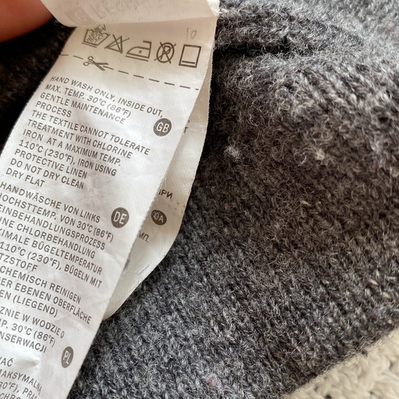 Wool Sweater - Picture 8 of 9